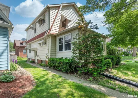 1325 27th St, Moline, IL 61265 photo 4