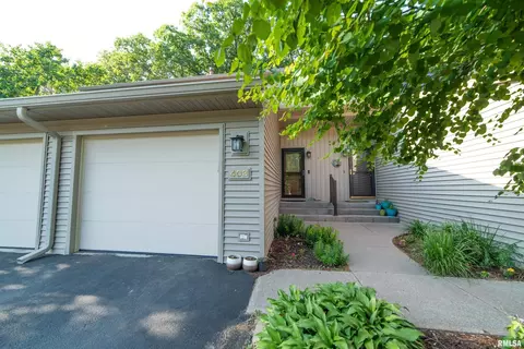 2809 12th Ave #403, Rock Island, IL 61201