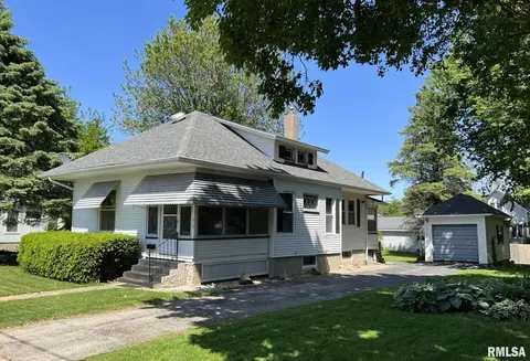 815 NW 1st Ave, Galva, IL 61434