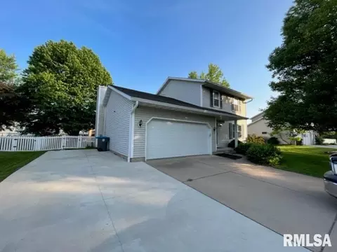 1604 Highview Rd, East Peoria, IL 61611