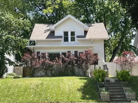 2503 Pershing Ave, Davenport, IA 52803