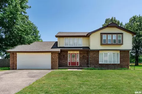 1405 Matthew Ln, Marion, IL 62959