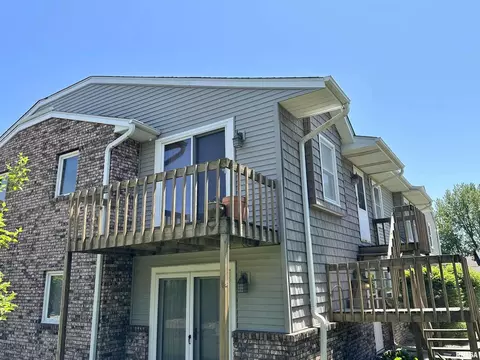 2418 E 51st St #C, Davenport, IA 52807