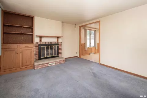 2403 11th St, Silvis, IL 61282 photo 18