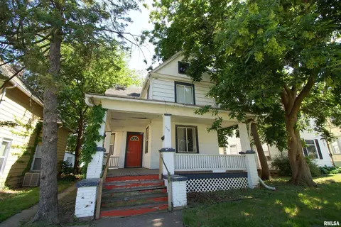 603 W 16th St, Davenport, IA 52803