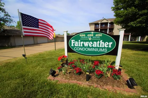 4190 Fairview Dr #11, Bettendorf, IA 52722