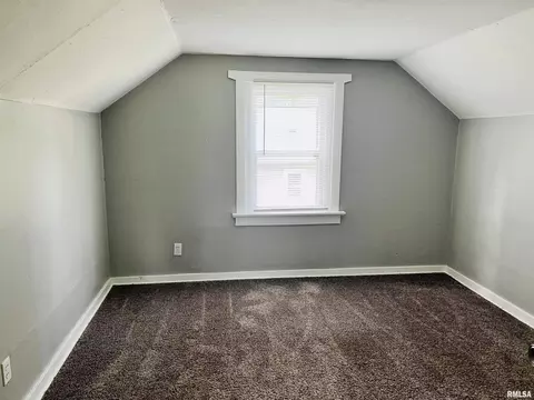 3206 4th St, Moline, IL 61265 photo 11