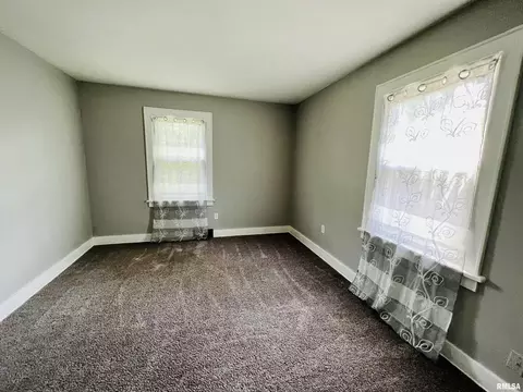 3206 4th St, Moline, IL 61265 photo 9