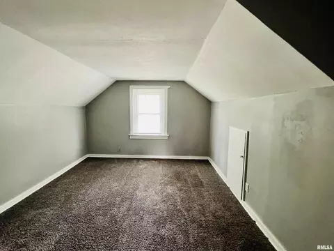 3206 4th St, Moline, IL 61265 photo 12