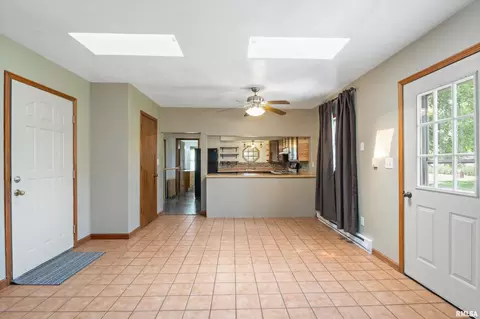 601 Mulberry St, Andover, IL 61233 photo 5