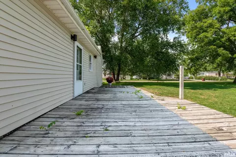 601 Mulberry St, Andover, IL 61233 photo 21