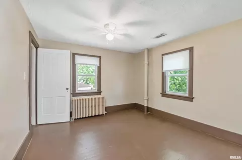 601 Mulberry St, Andover, IL 61233 photo 17