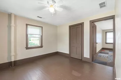 601 Mulberry St, Andover, IL 61233 photo 16