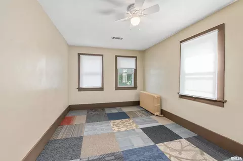 601 Mulberry St, Andover, IL 61233 photo 18