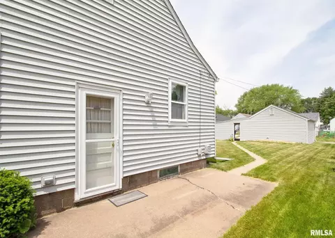 541 28th Ave, Moline, IL 61265 photo 29