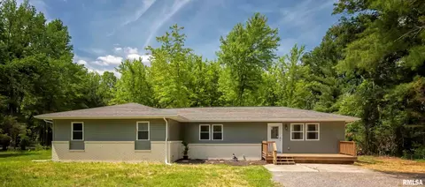 3108 Grange Hall Rd, Marion, IL 62959