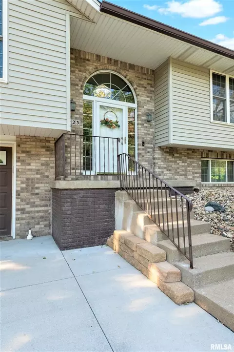 3223 12th Ave, Moline, IL 61265 photo 2