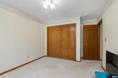3223 12th Ave, Moline, IL 61265 photo 15