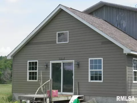18880 315th St, Long Grove, IA 52756