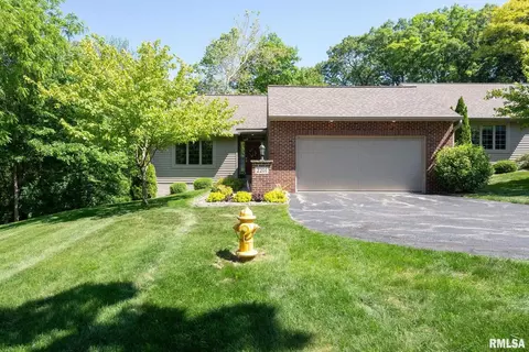 2201 31st Ave, Rock Island, IL 61201