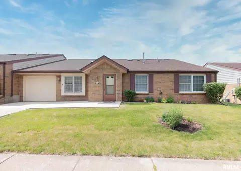 1814 E 38th Street Ct #7C, Davenport, IA 52807