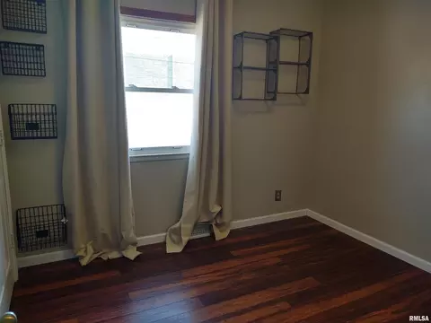 4815 44th Ave, Moline, IL 61265 photo 18
