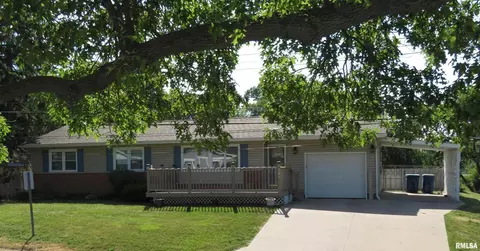 236 13th St, Silvis, IL 61282 photo 2
