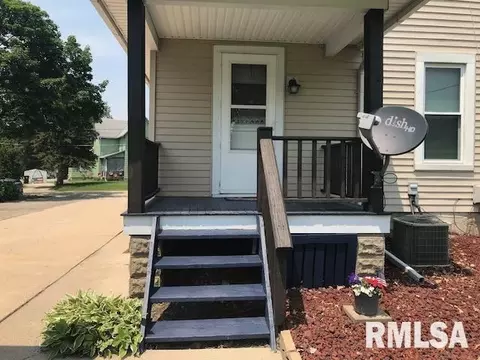 404 S Hall St, Morrison, IL 61270 photo 7
