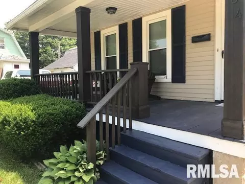 404 S Hall St, Morrison, IL 61270 photo 3