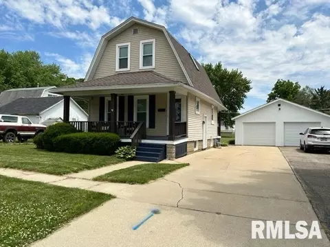 404 S Hall St, Morrison, IL 61270 photo 2