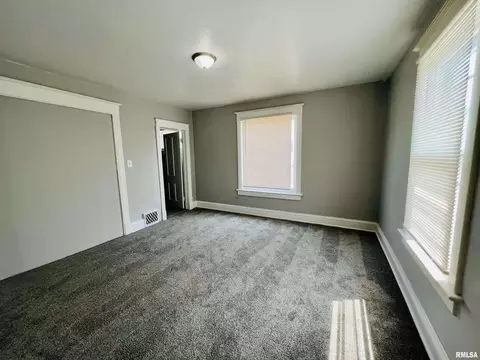 807 19th Ave, Moline, IL 61265 photo 12