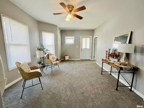 807 19th Ave, Moline, IL 61265 photo 6