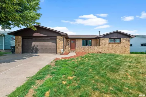 509 12th Ave W, Milan, IL 61264