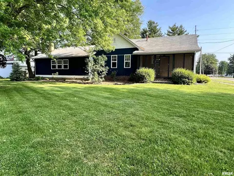 1105 17th Avenue Pl, Viola, IL 61486