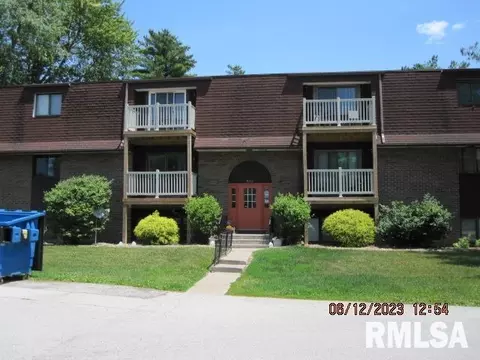 1299 48th Ave #6, East Moline, IL 61244