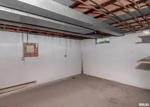 4305 10th Ave, Moline, IL 61265 photo 32