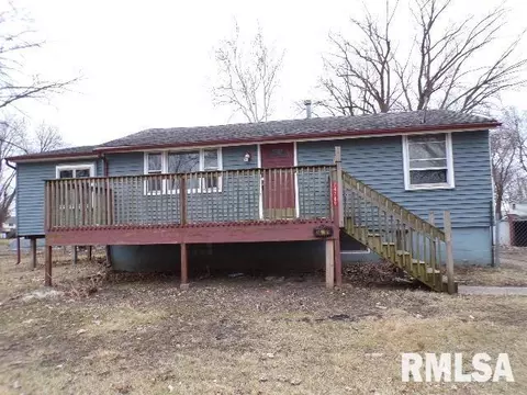 24789 179th Street Pl, Pleasant Valley, IA 52767