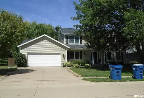 412 S 9th Ave, Eldridge, IA 52748 photo 1