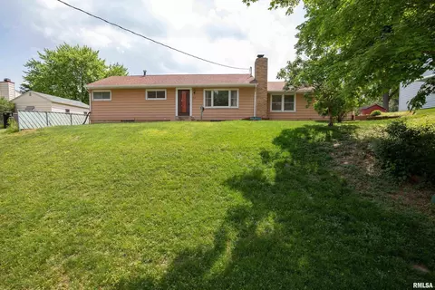 327 14th St, Silvis, IL 61282 photo 45