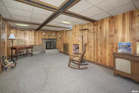 327 14th St, Silvis, IL 61282 photo 23