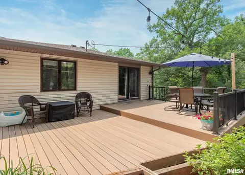 1205 35th Ave, Moline, IL 61265 photo 4