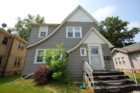 1025 W 16th St, Davenport, IA 52804
