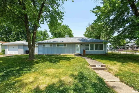 2917 28th Ave, Rock Island, IL 61201