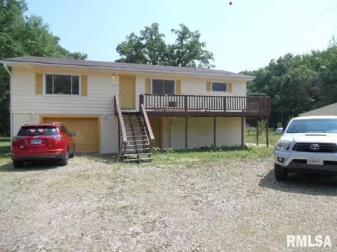 14750 Waller Rd, Albany, IL 61230