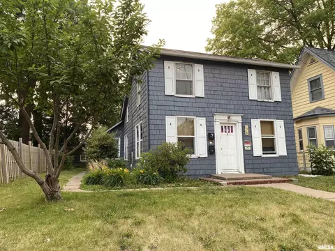 1518 Brady St, Davenport, IA 52803