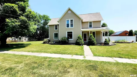 414 N 416 N Williams St, Reynolds, IL 61279