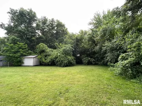 1316 N 4th St, Herrin, IL 62948 photo 11