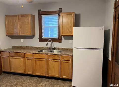 708 E 5th St, Kewanee, IL 61443 photo 13