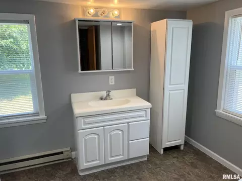 708 E 5th St, Kewanee, IL 61443 photo 22