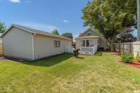405 9th Ave, Silvis, IL 61282 photo 33